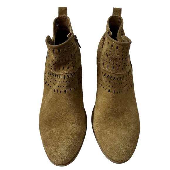 BareTraps Greta Suede Ankle Booties 8.5 - Picture 2 of 13